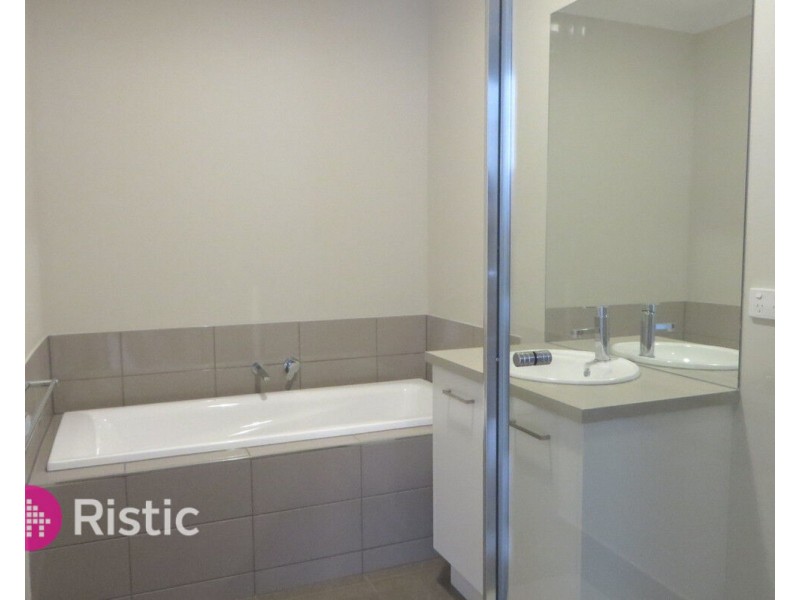 41 Newington Parade, Mernda VIC 3754