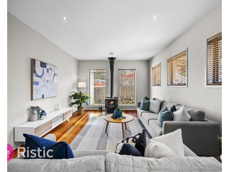 1 Woodlands Grove, Bundoora VIC 3083