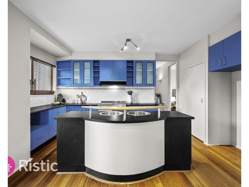 1 Woodlands Grove, Bundoora VIC 3083