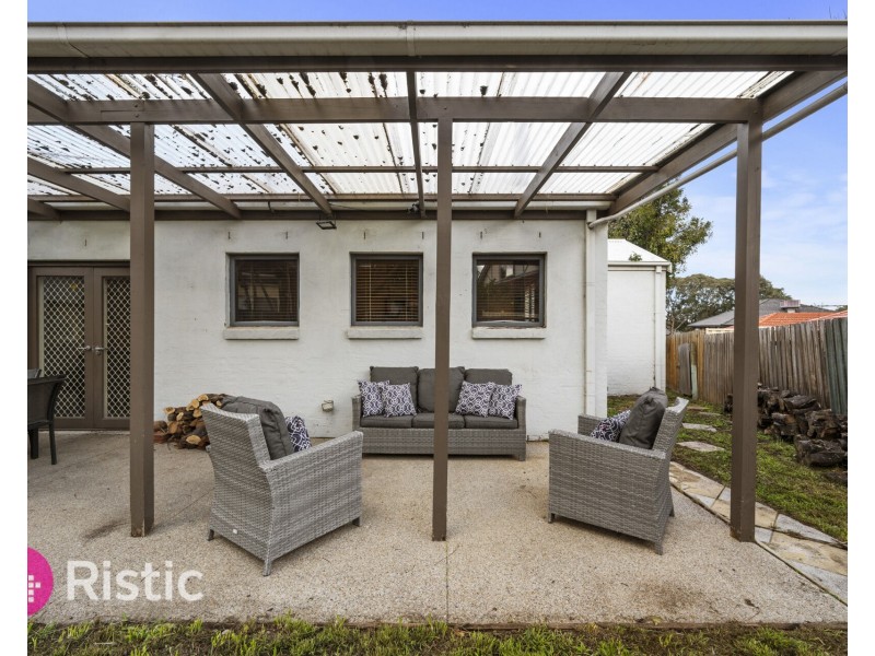 1 Woodlands Grove, Bundoora VIC 3083