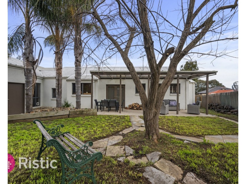 1 Woodlands Grove, Bundoora VIC 3083