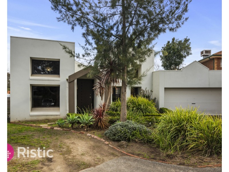 1 Woodlands Grove, Bundoora VIC 3083