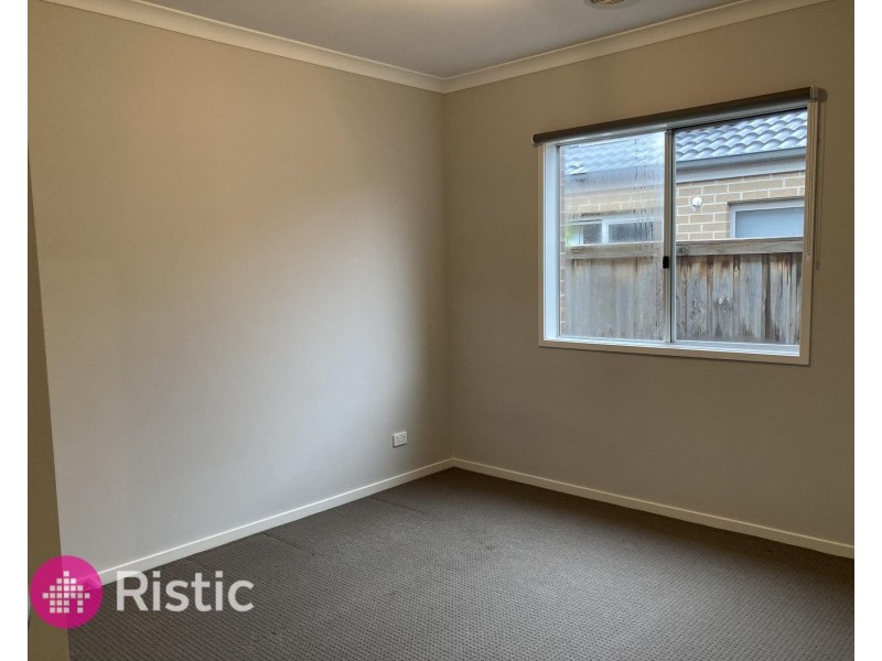 48 Beresford Road, Wollert VIC 3750