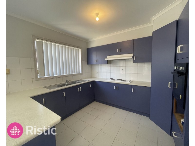 1 Capes Court, Mill Park VIC 3082