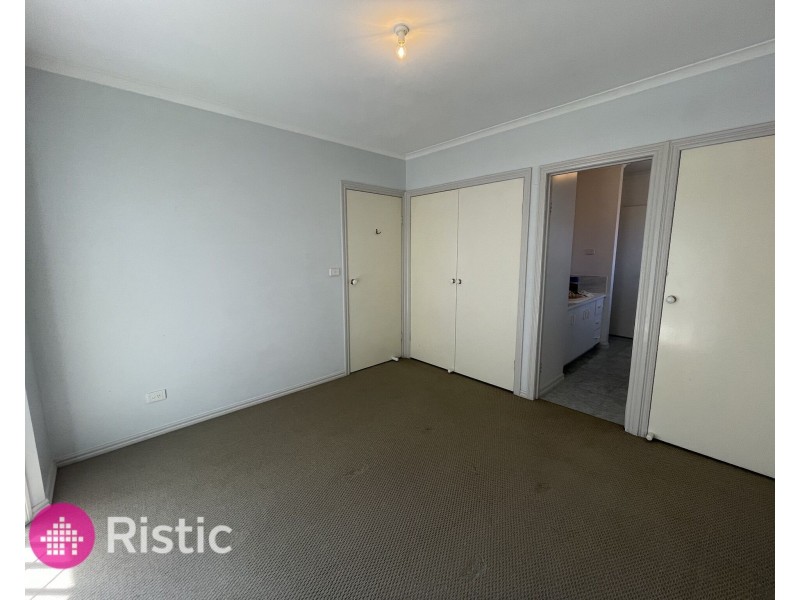 1 Capes Court, Mill Park VIC 3082