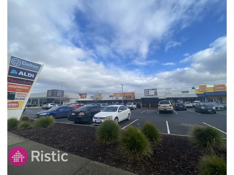 1 Capes Court, Mill Park VIC 3082