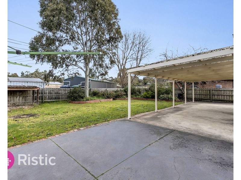 29 Macmeikan Street, Whittlesea VIC 3757