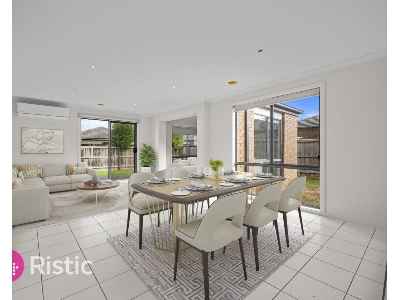 27 Laurence Way, Tarneit VIC 3029