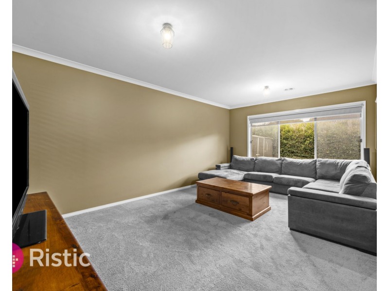 16 Kilburnie Drive, Mernda VIC 3754