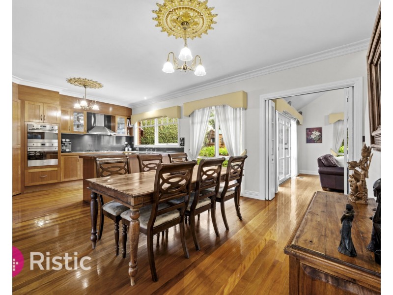 29 Hillrise Court, Mill Park VIC 3082