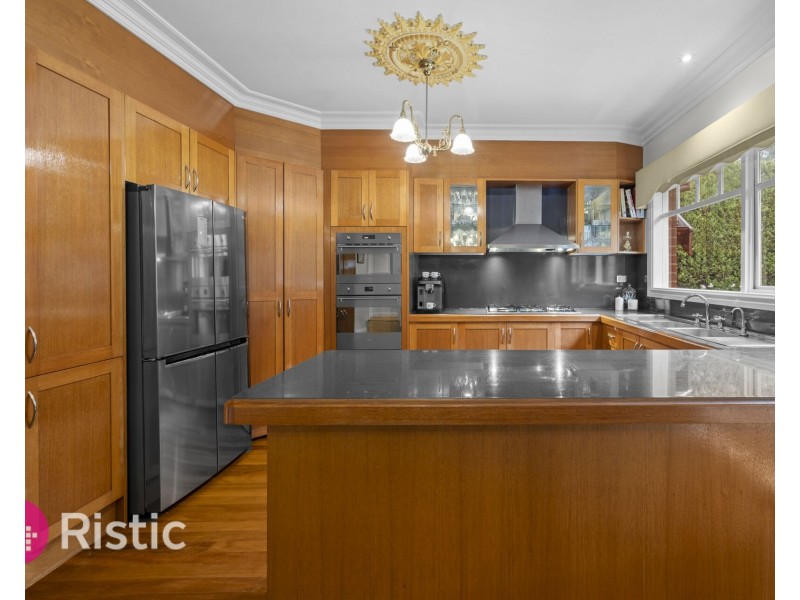 29 Hillrise Court, Mill Park VIC 3082