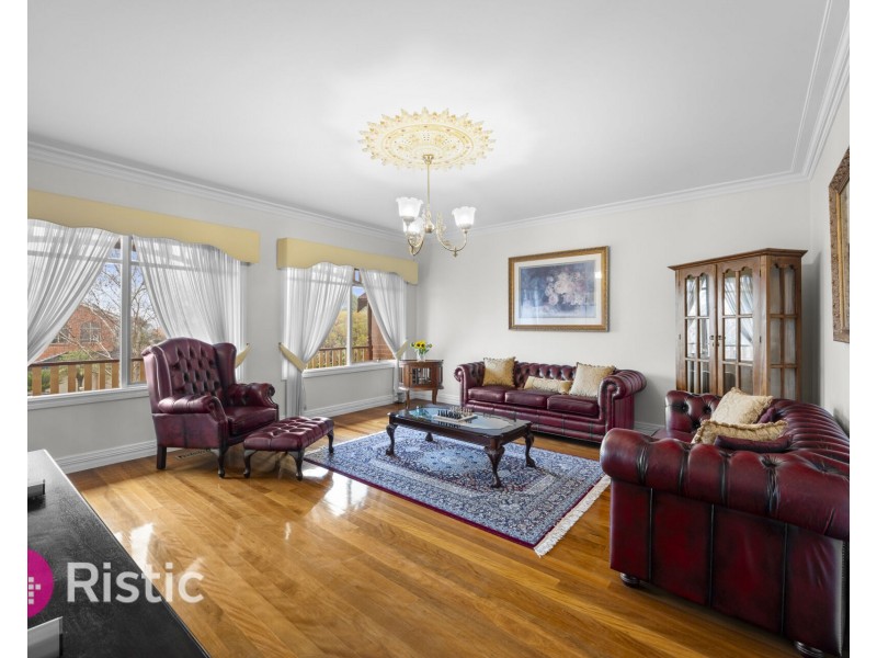 29 Hillrise Court, Mill Park VIC 3082