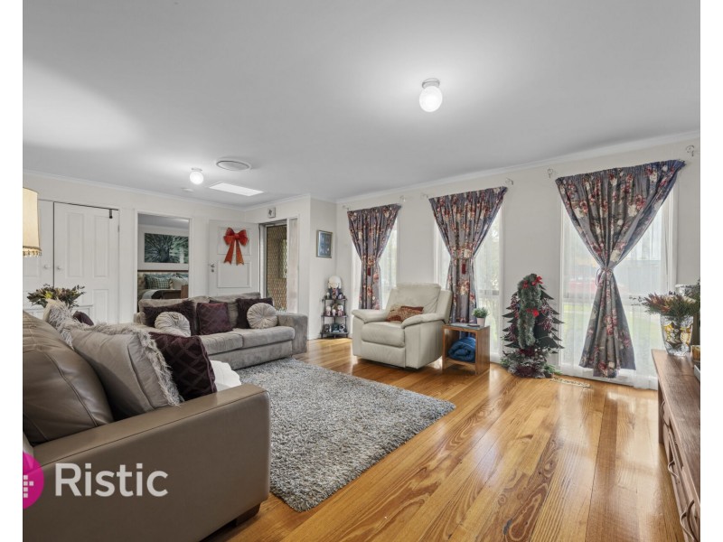 85 Cabernet Crescent, Bundoora VIC 3083