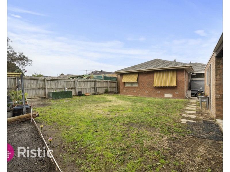 85 Cabernet Crescent, Bundoora VIC 3083
