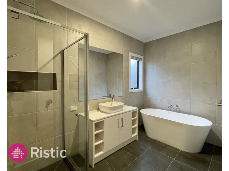 70 Simmental Road, Wollert VIC 3750