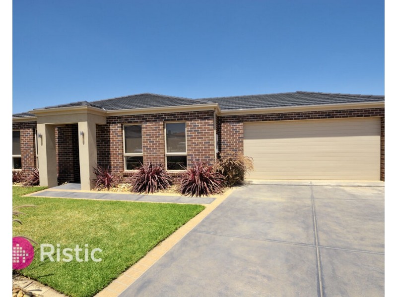 33 Belinda Court, South Morang VIC 3752