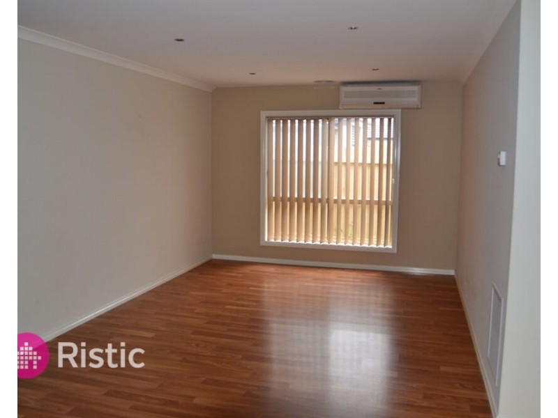 33 Belinda Court, South Morang VIC 3752