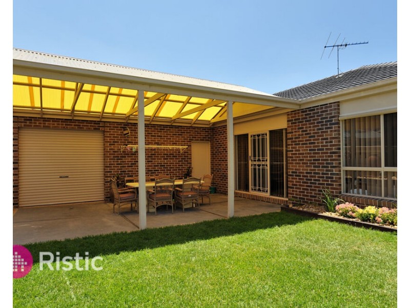33 Belinda Court, South Morang VIC 3752
