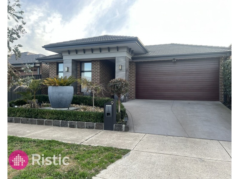 9 Riverine Street, Wollert VIC 3750