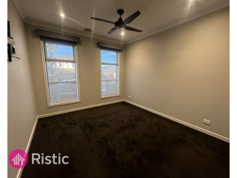 9 Riverine Street, Wollert VIC 3750