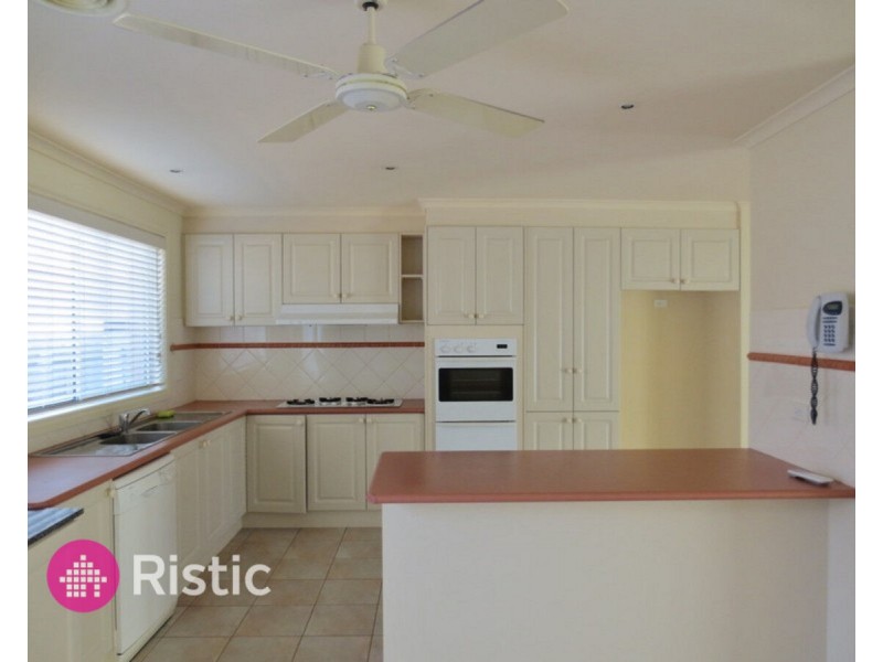 129 Morang Drive, Mill Park VIC 3082