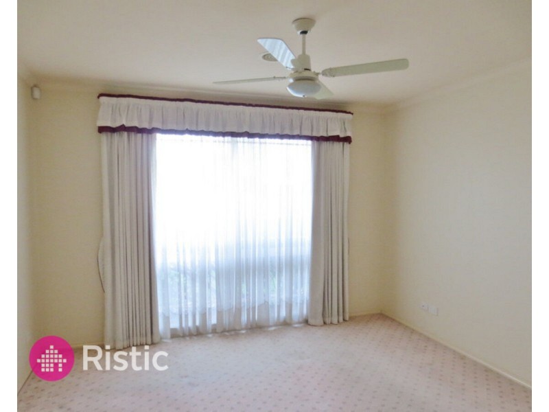 129 Morang Drive, Mill Park VIC 3082