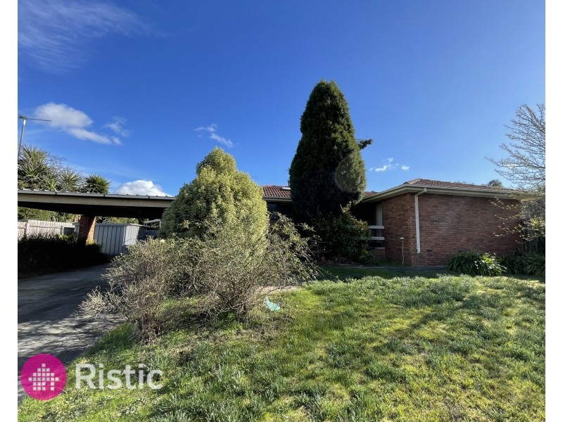 1 Lewis Close, Mill Park VIC 3082
