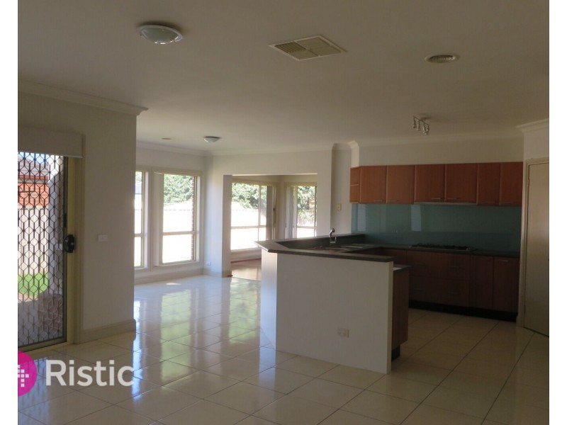 4 Nesting Court, Epping VIC 3076