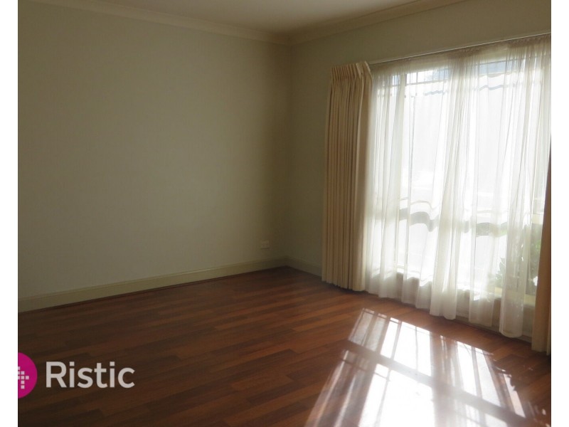 4 Nesting Court, Epping VIC 3076