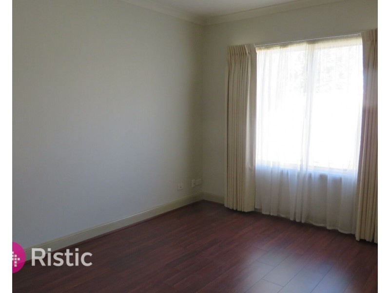 4 Nesting Court, Epping VIC 3076