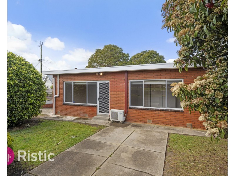 1/26 Cheddar Road, Reservoir VIC 3073