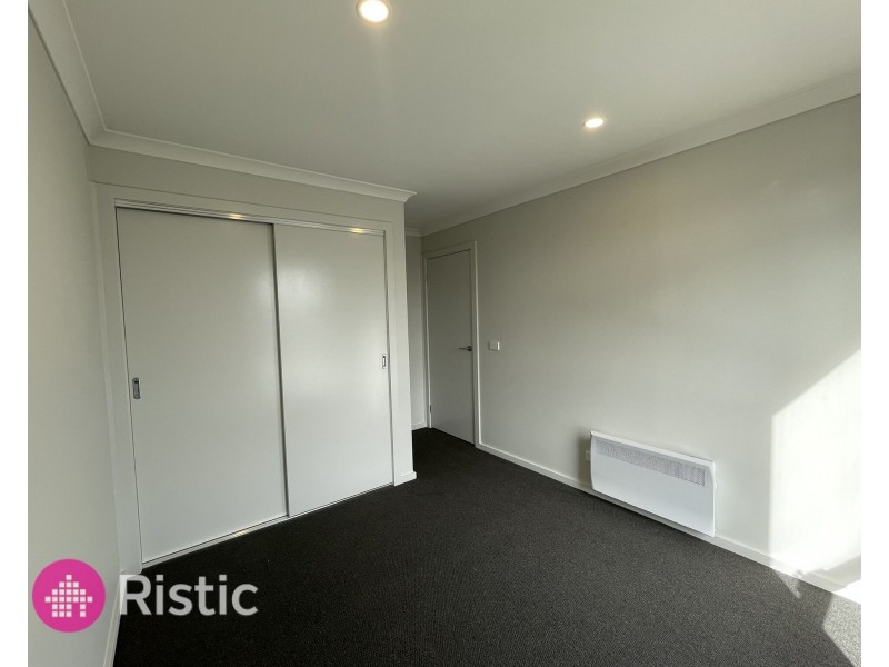 87 Brundell Avenue, Rockbank VIC 3335