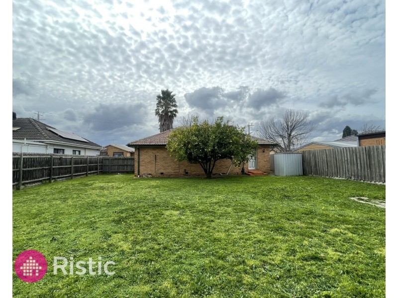 5 Main Street, Thomastown VIC 3074