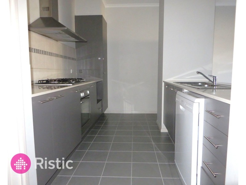 5 Basalt Terrace, Epping VIC 3076