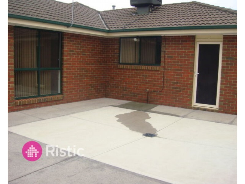 1 Bugatti Court, Mill Park VIC 3082