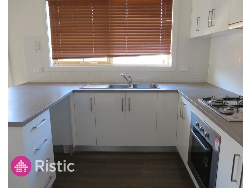 3/5 Crevelli Street, Reservoir VIC 3073