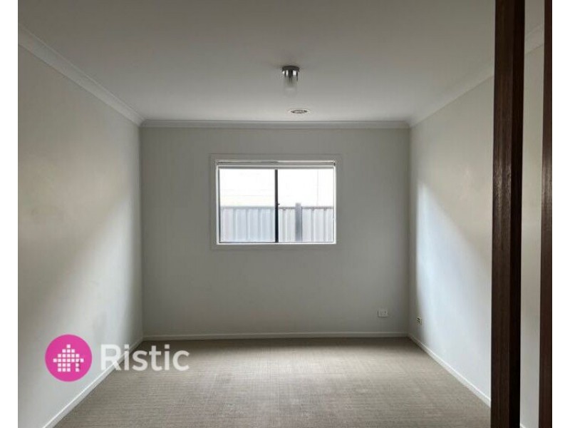 22 Atkinson Close, Point Cook VIC 3030