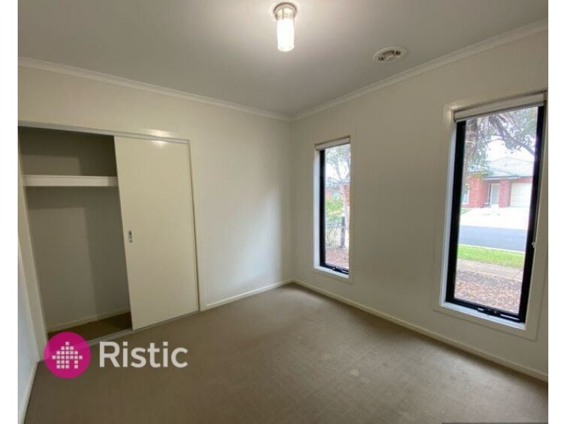 22 Atkinson Close, Point Cook VIC 3030