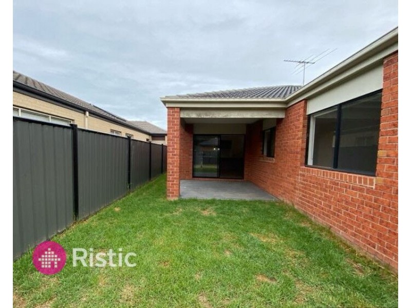 22 Atkinson Close, Point Cook VIC 3030