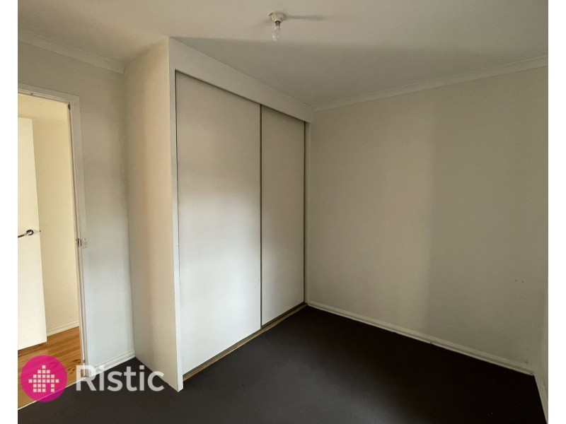 5 Ellerslie Court, Mill Park VIC 3082