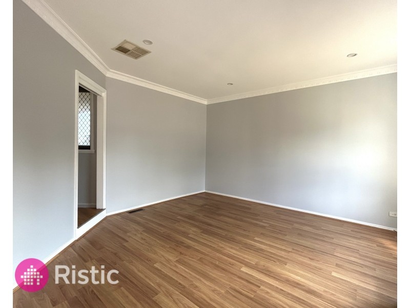 10 Nevern Court, Mill Park VIC 3082