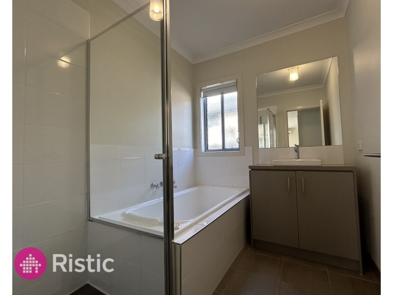 39 Melliodora Drive, Mernda VIC 3754