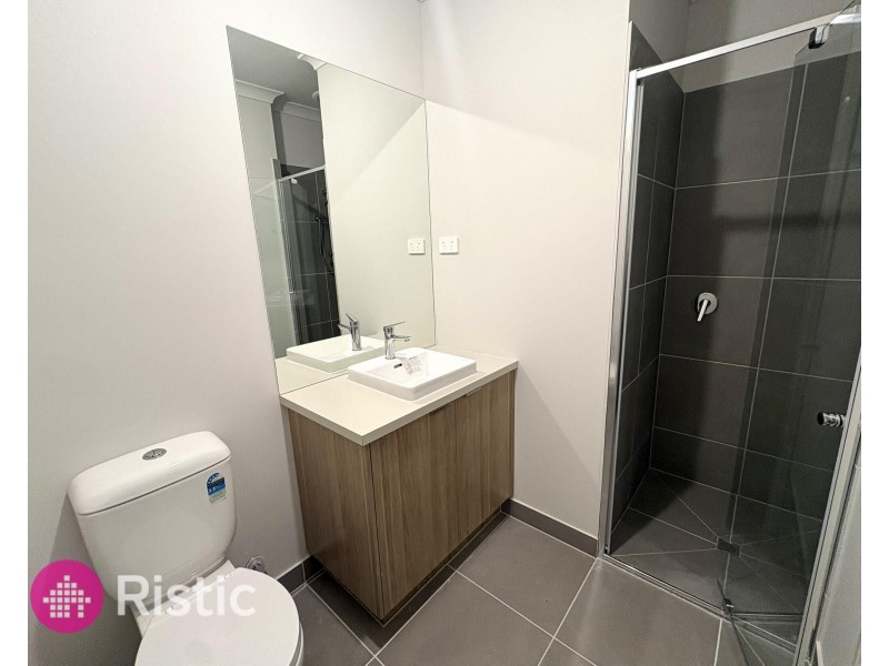 14 Woodhaven Walk, Wollert VIC 3750