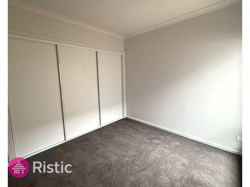 14 Woodhaven Walk, Wollert VIC 3750