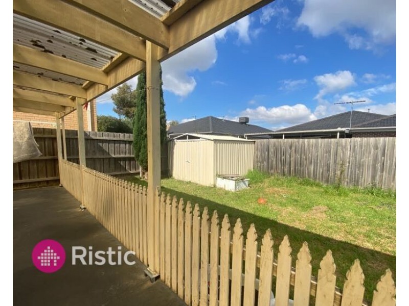 3 Darlington Court, Roxburgh Park VIC 3064