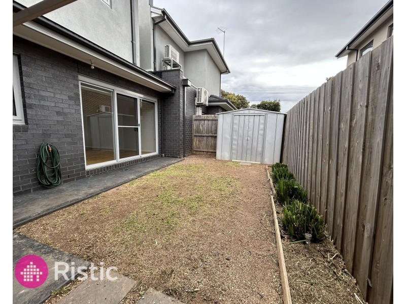 2/26 Valencia Street, Glenroy VIC 3046