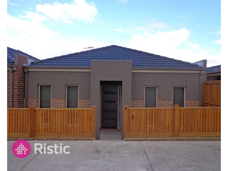 4 Pittard Walk, Epping VIC 3076