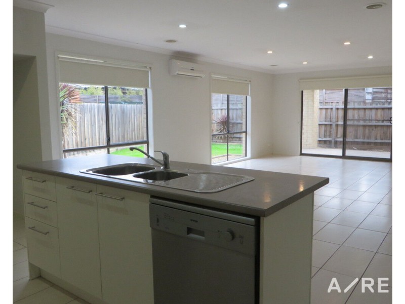 4 Port Road, Doreen VIC 3754