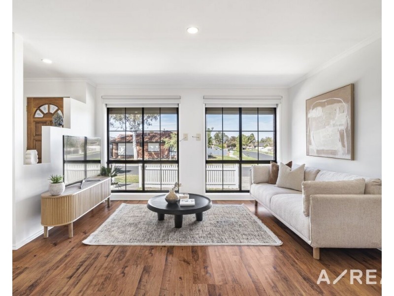 42 Appletree Drive, Mill Park VIC 3082