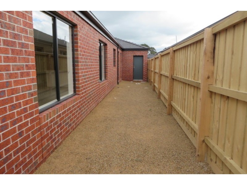 18 Hatfield Drive, Mernda VIC 3754